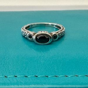 Silpada RARE Little Black Dress  Black stone sterling silver size 6 ring